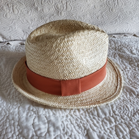 UGG hat - Picture 2 of 3